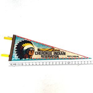 Cherokee Indian Reservation VINTAGE '70s Felt Pennant 25" North Carolina Smokies